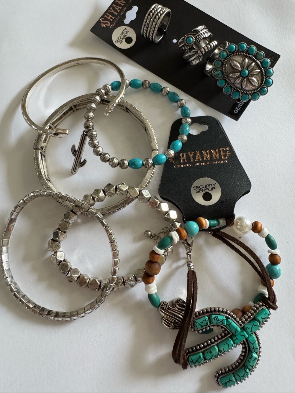 Shyanne Turquoise Size 7 Rings /Brown and Silver Southwestern Bracelet Set